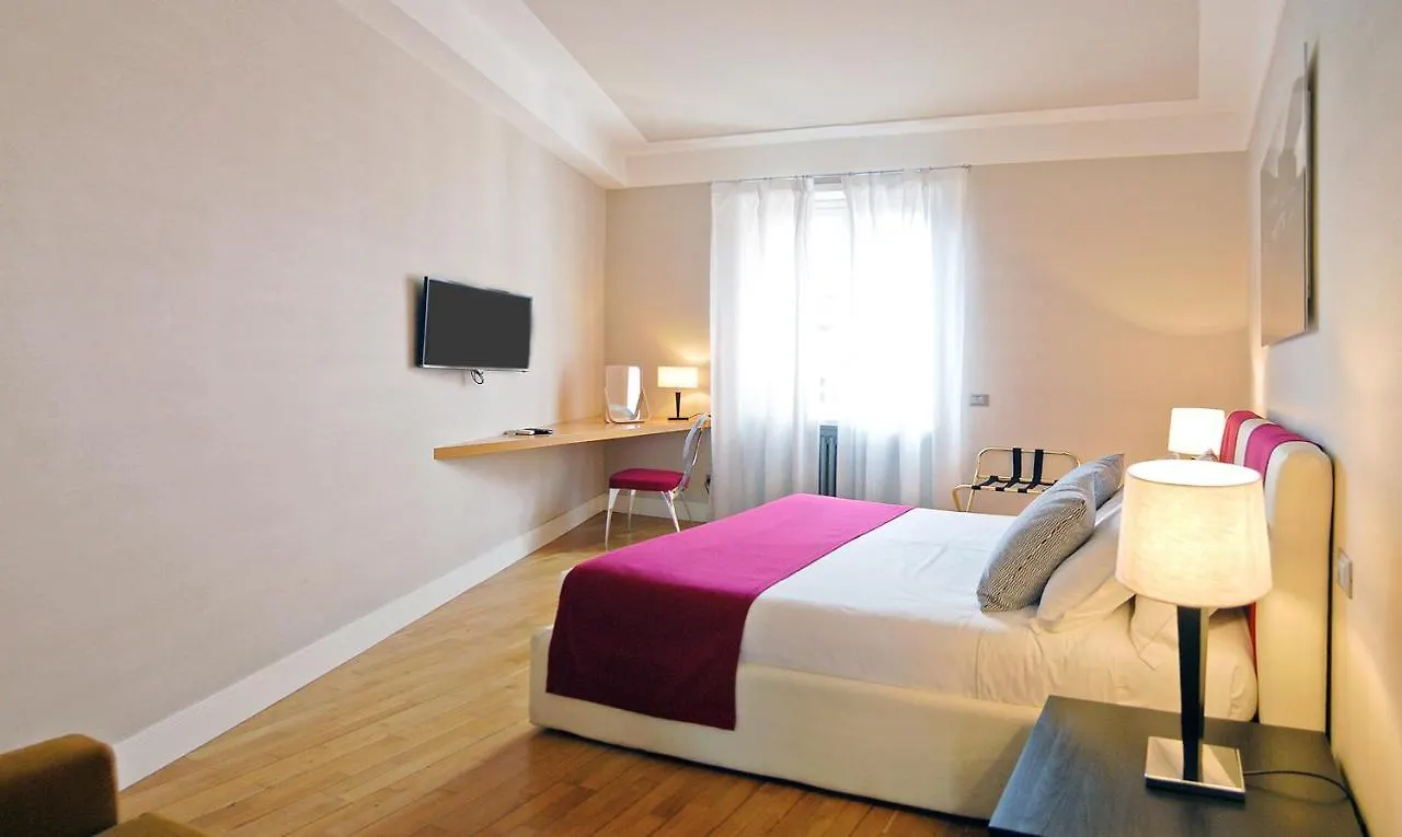 Adamas Luxury Suite Rome 0*,