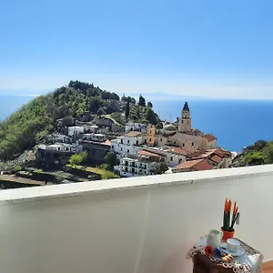 larabesco-apartment.hotels-amalfi.com/